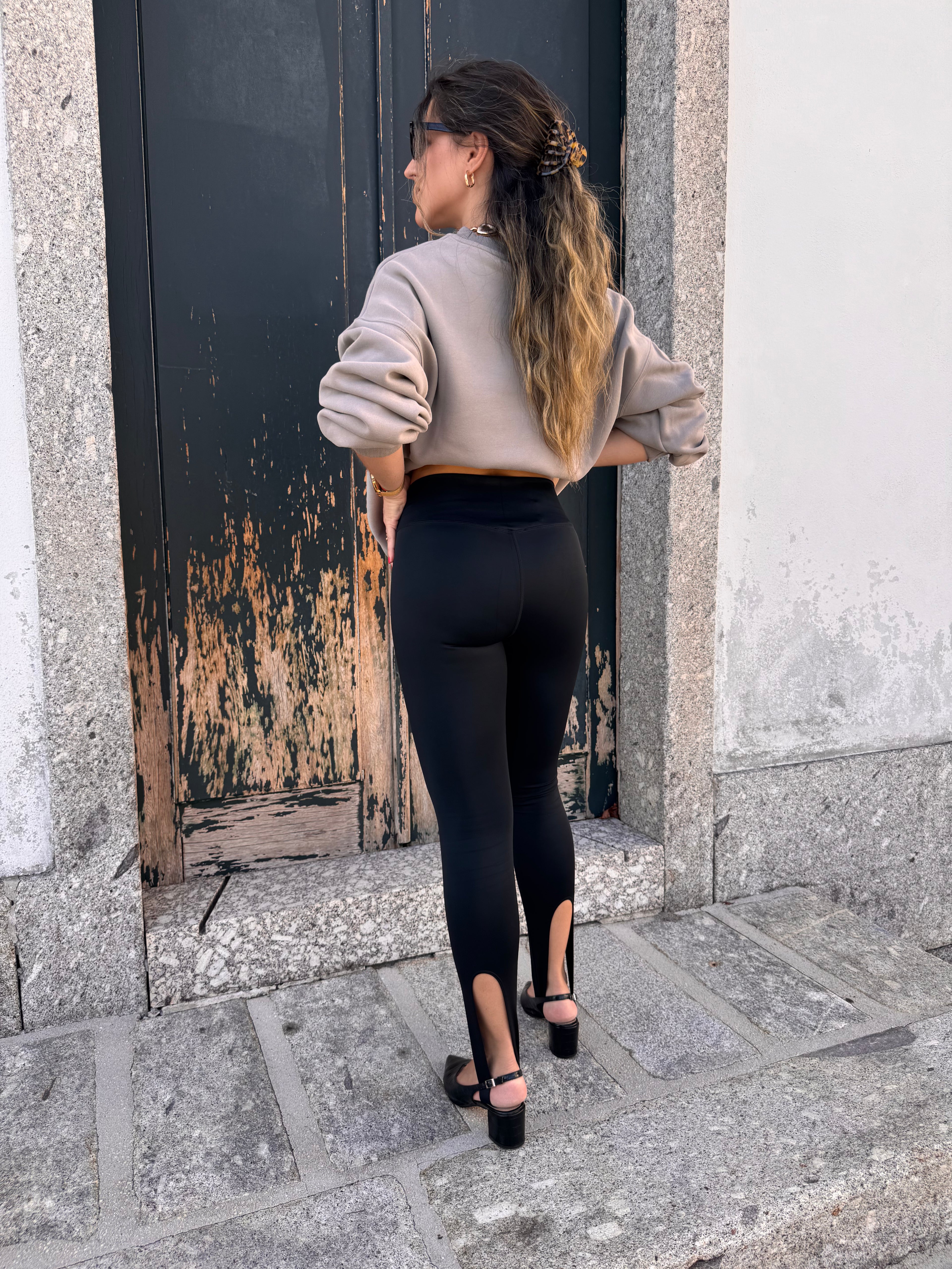 Leggins Cintura Subida com Presilha LUMINA