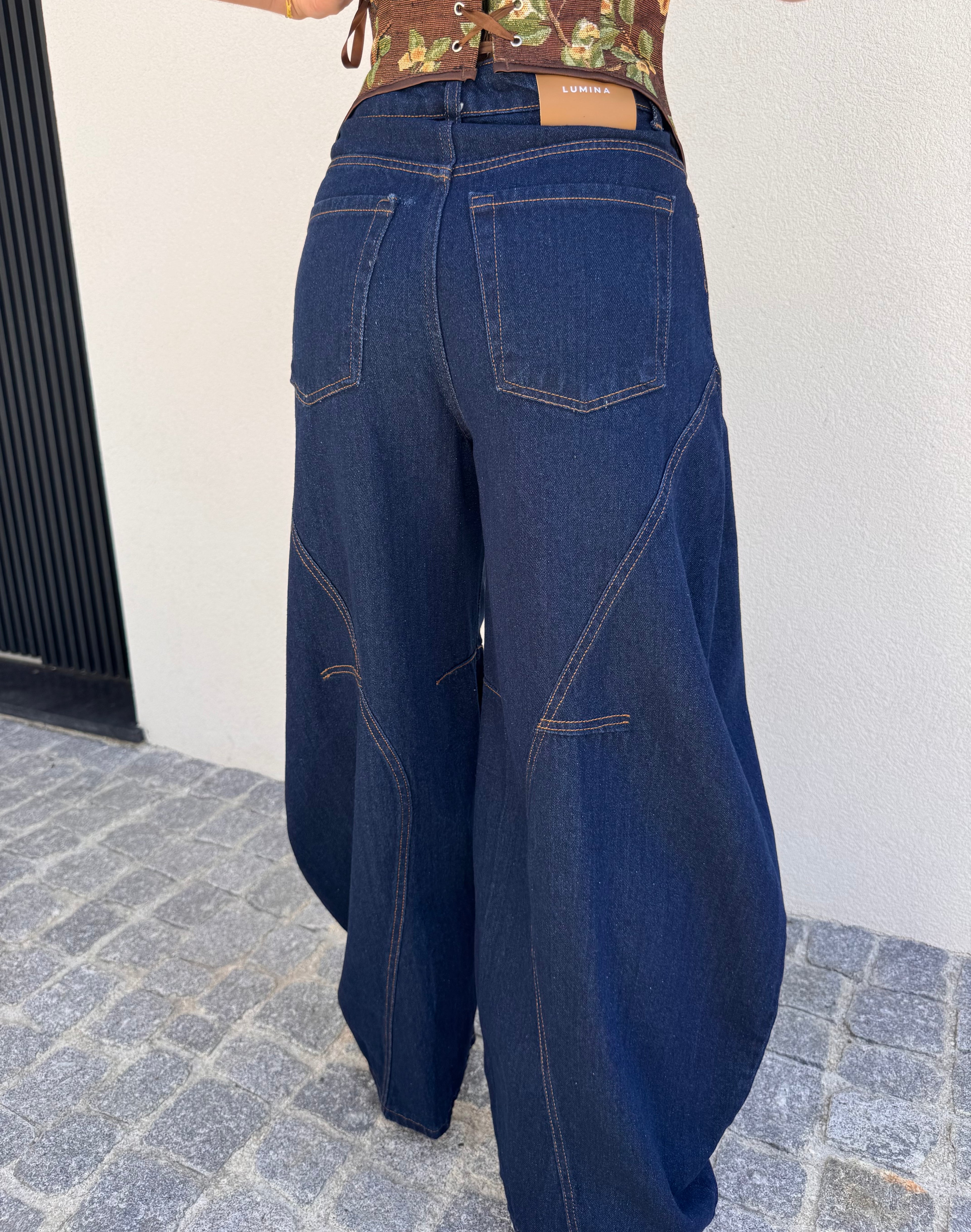 Jeans Barrel Leg Lumina