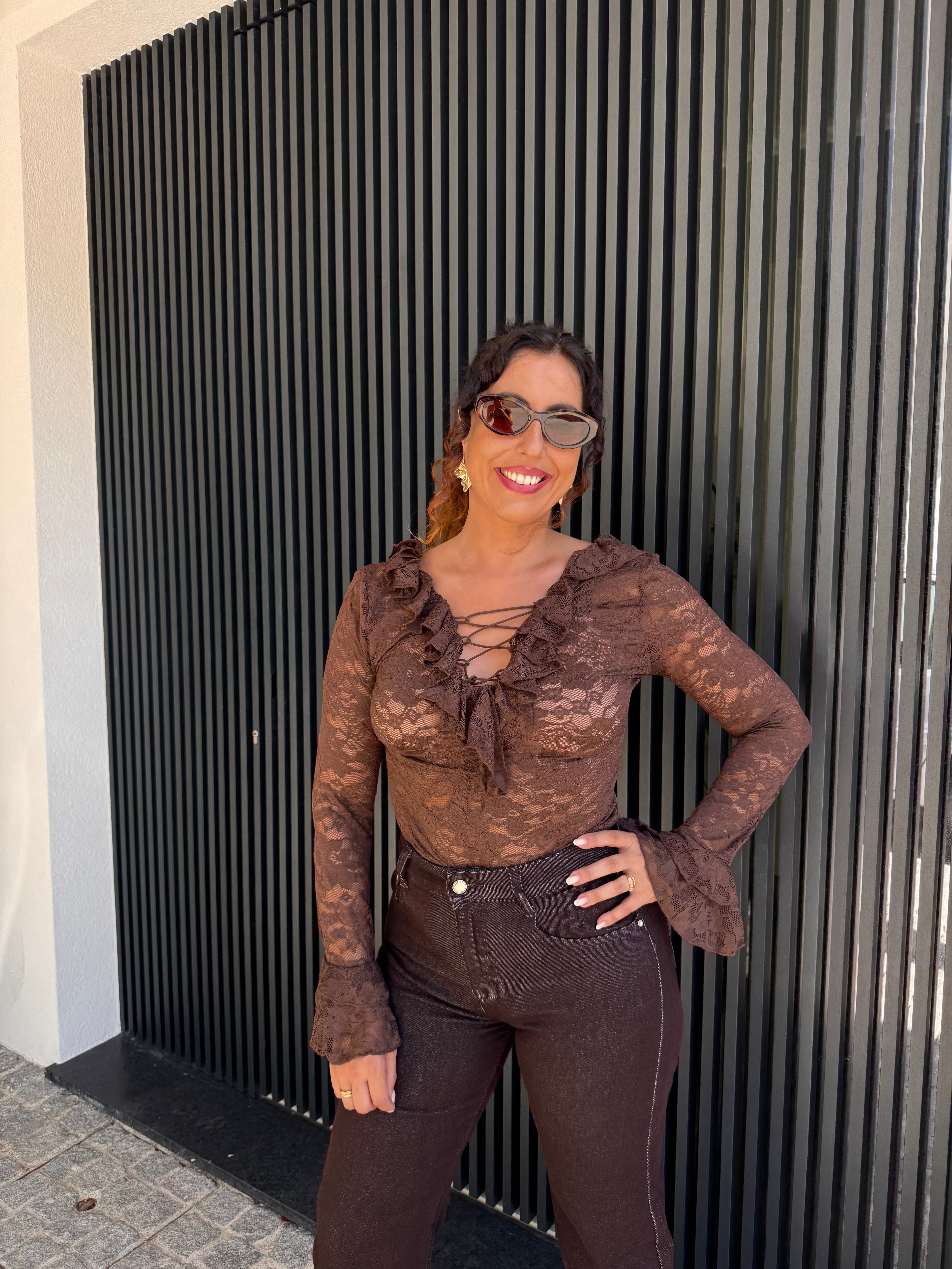 Blusa de Renda Castanha