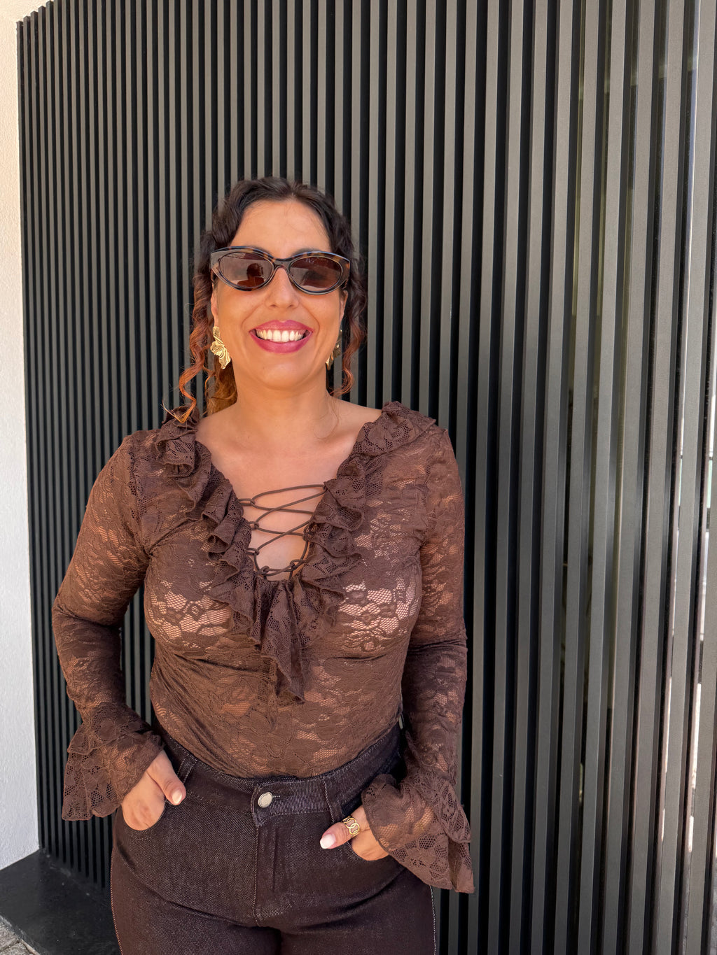 Blusa de Renda Castanha