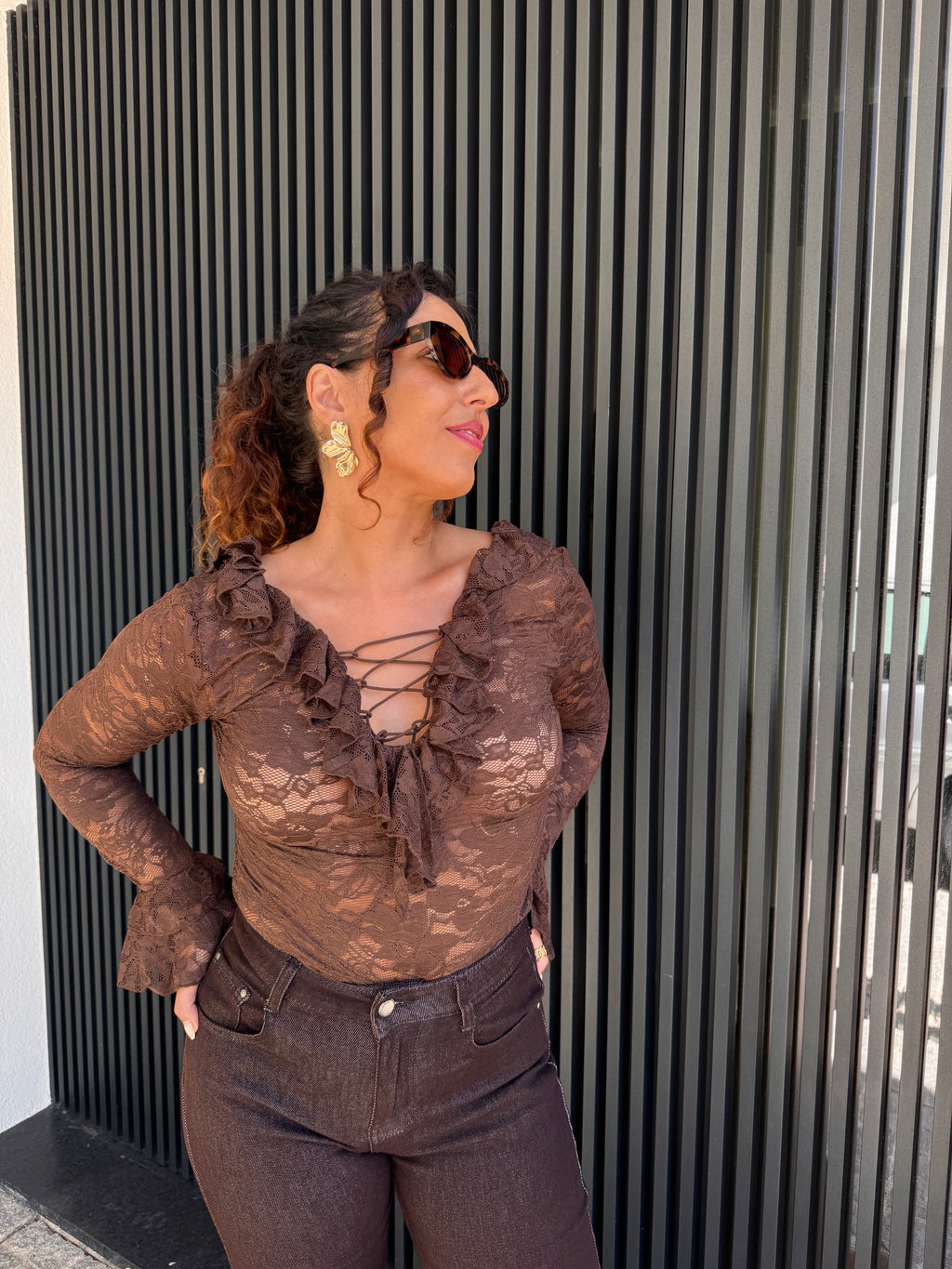 Blusa de Renda Castanha