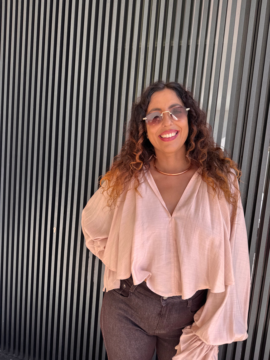 Blusa de Cetim Rosa Lumina