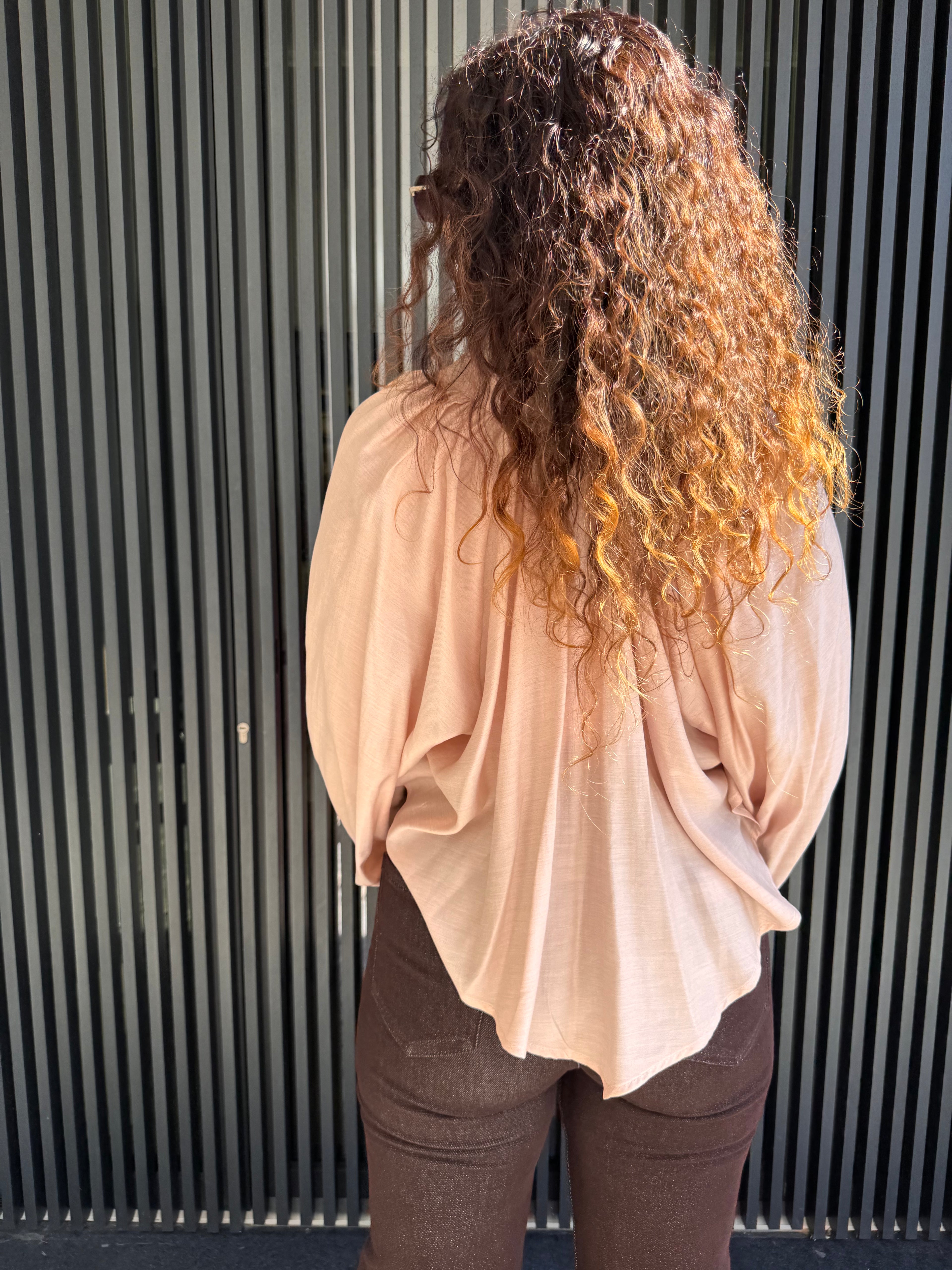 Blusa de Cetim Rosa Lumina
